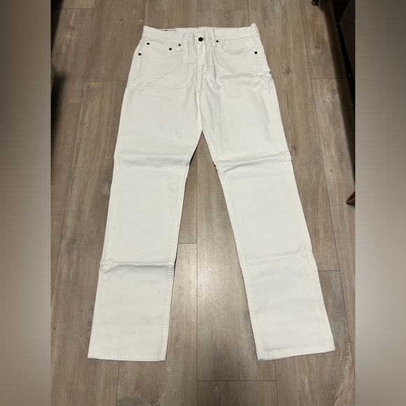 Levi’s White Slim Jeans - Picture 2 of 6